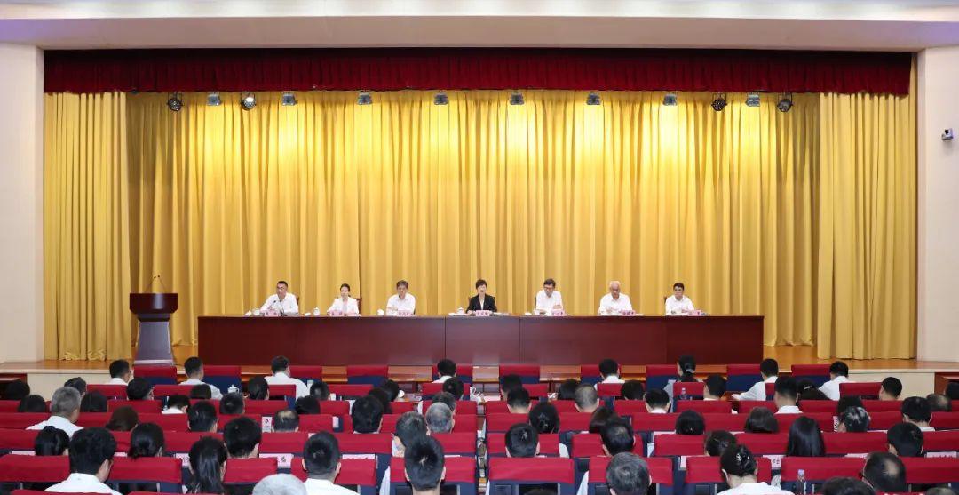 昆山市数字化改革推进会暨“AI赋能”场景应用竞赛决赛举行