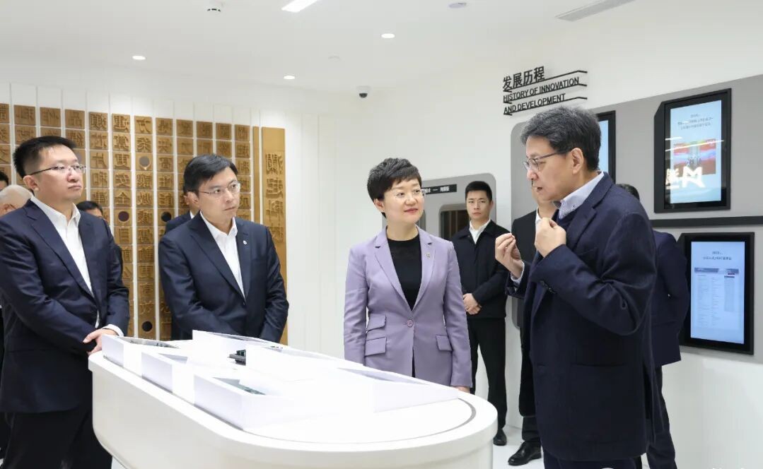 市领导带队赴上海考察学习